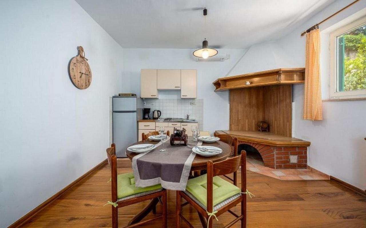 Apartments With Wifi Rabac, Labin - 17739 ภายนอก รูปภาพ