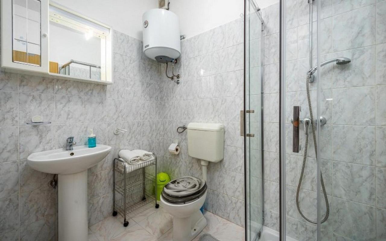 Apartments With Wifi Rabac, Labin - 17739 ภายนอก รูปภาพ